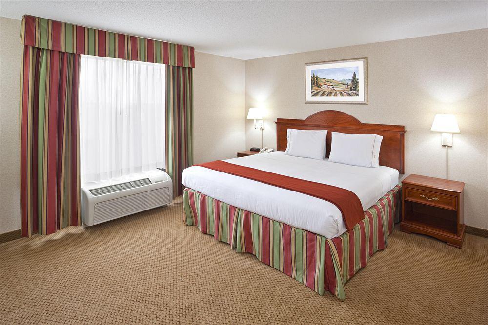 Holiday Inn Express Hotel & Suites Bowling Green By Ihg Esterno foto