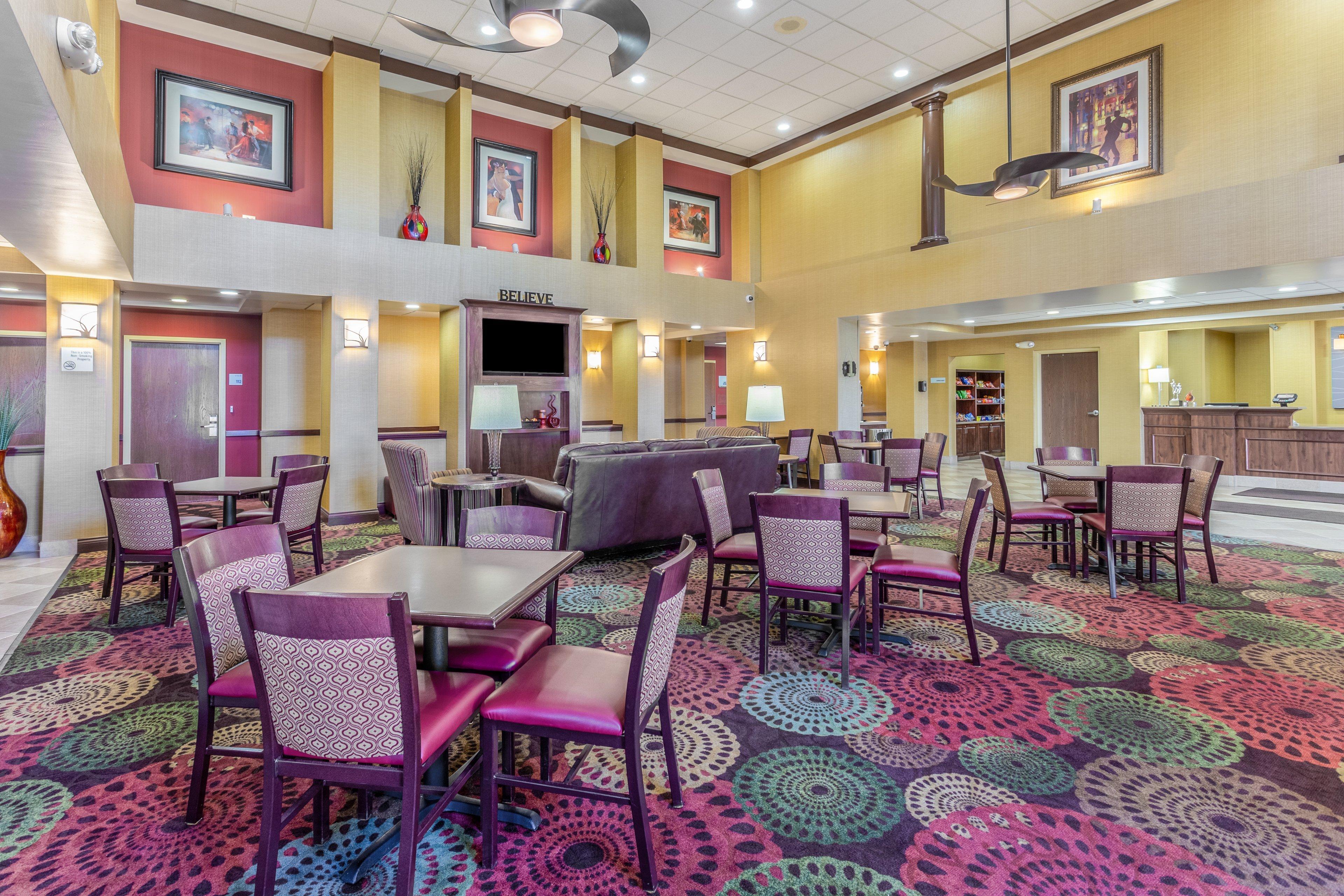 Holiday Inn Express Hotel & Suites Bowling Green By Ihg Esterno foto