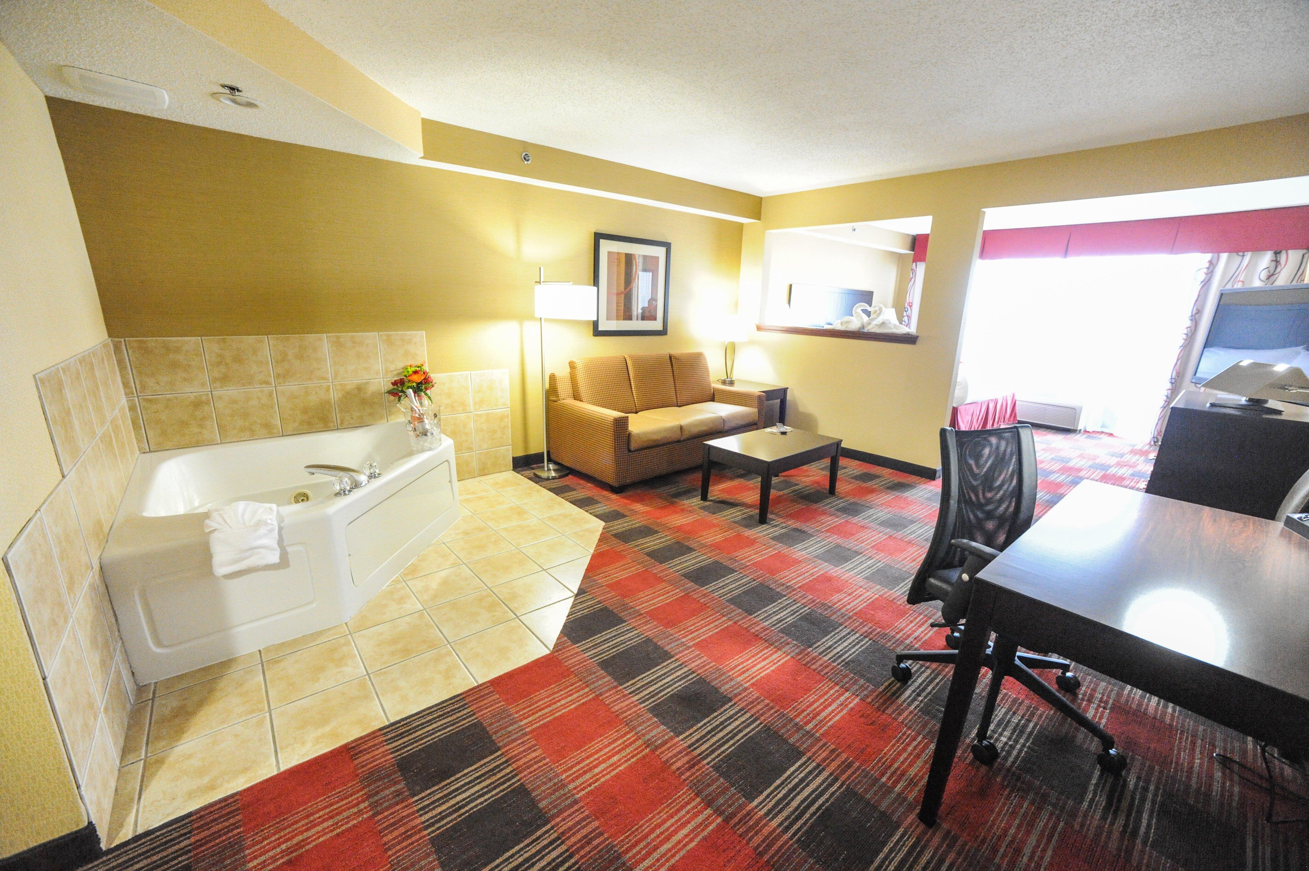 Holiday Inn Express Hotel & Suites Bowling Green By Ihg Esterno foto