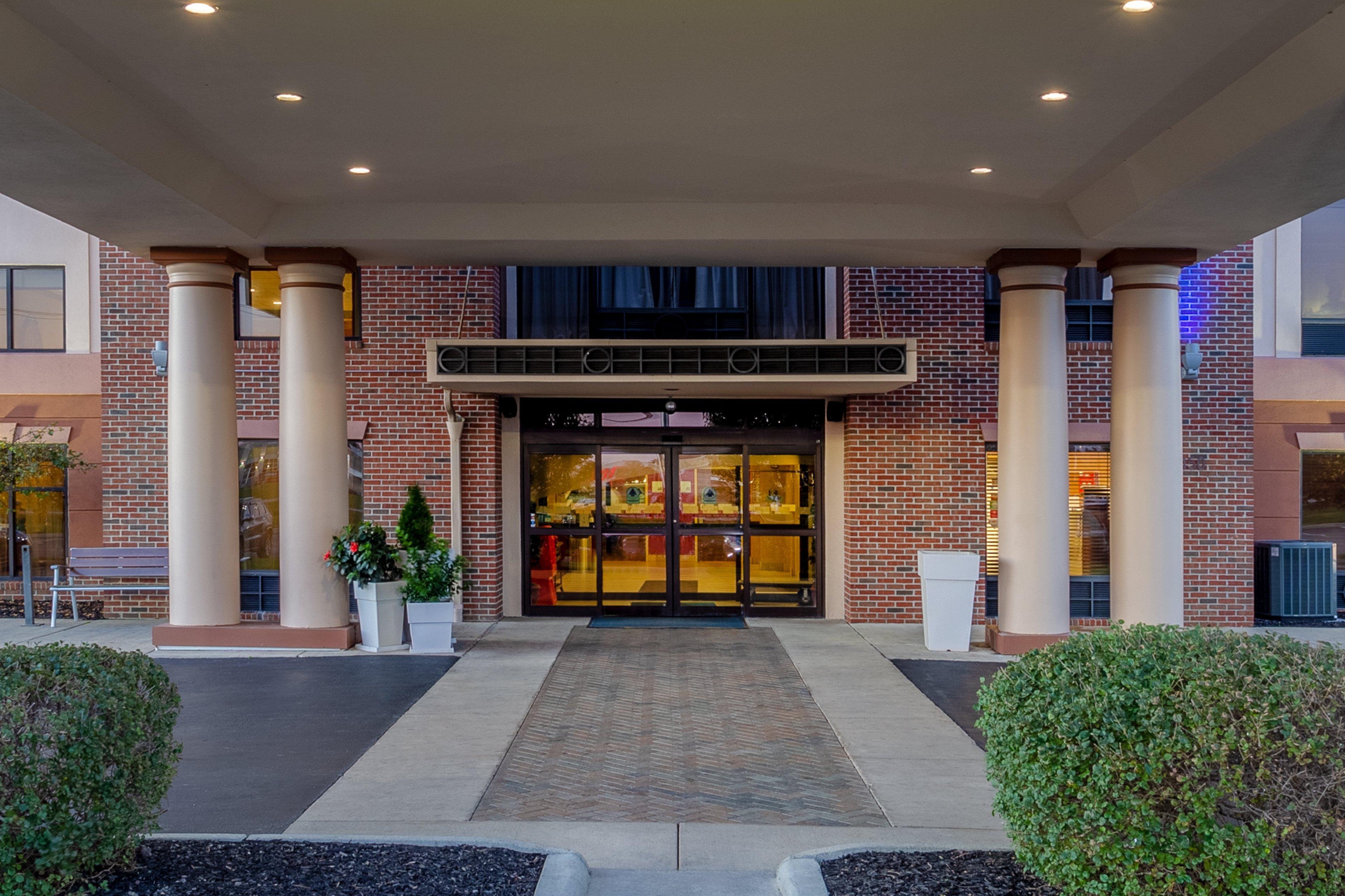 Holiday Inn Express Hotel & Suites Bowling Green By Ihg Esterno foto