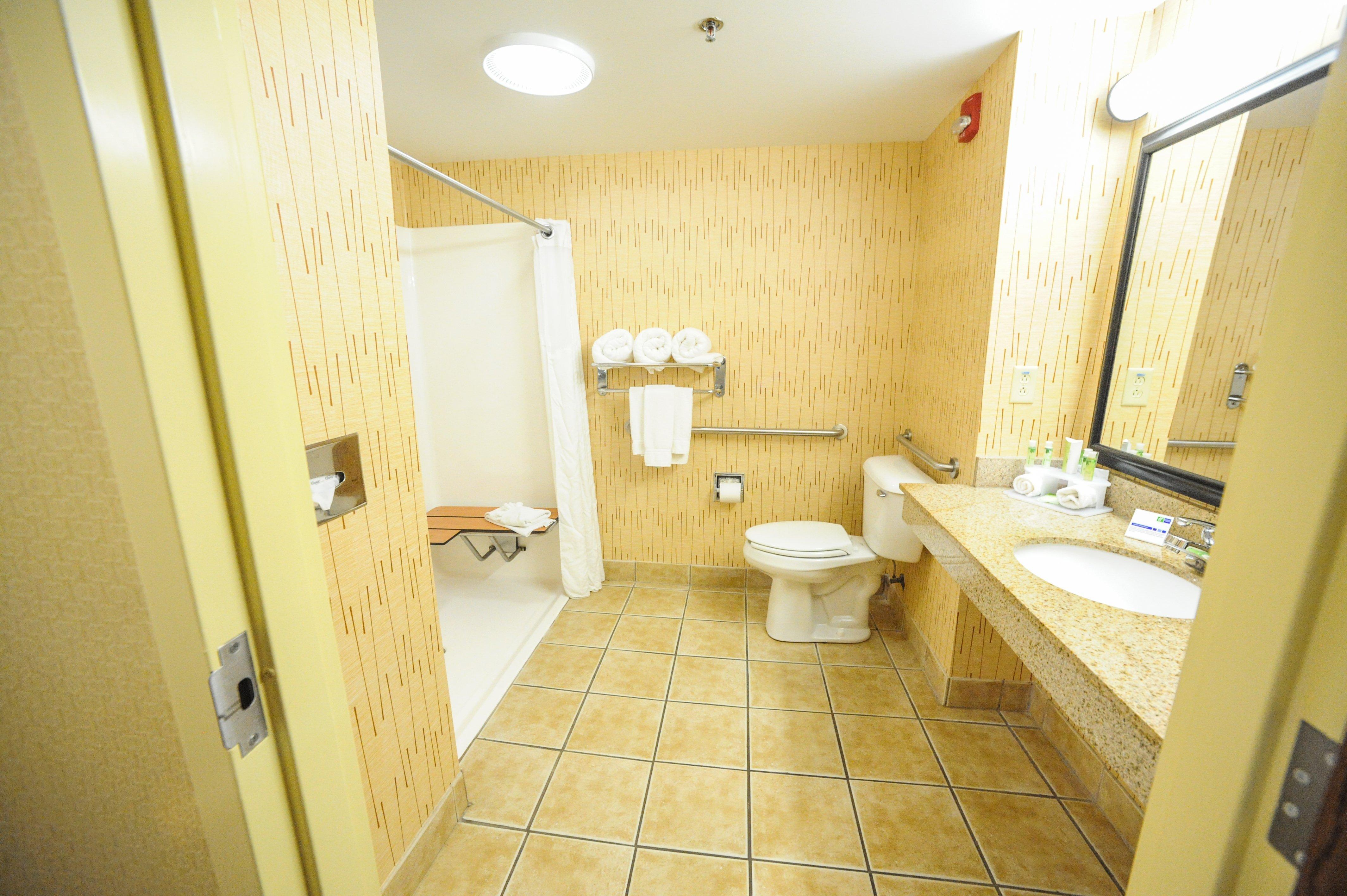 Holiday Inn Express Hotel & Suites Bowling Green By Ihg Esterno foto