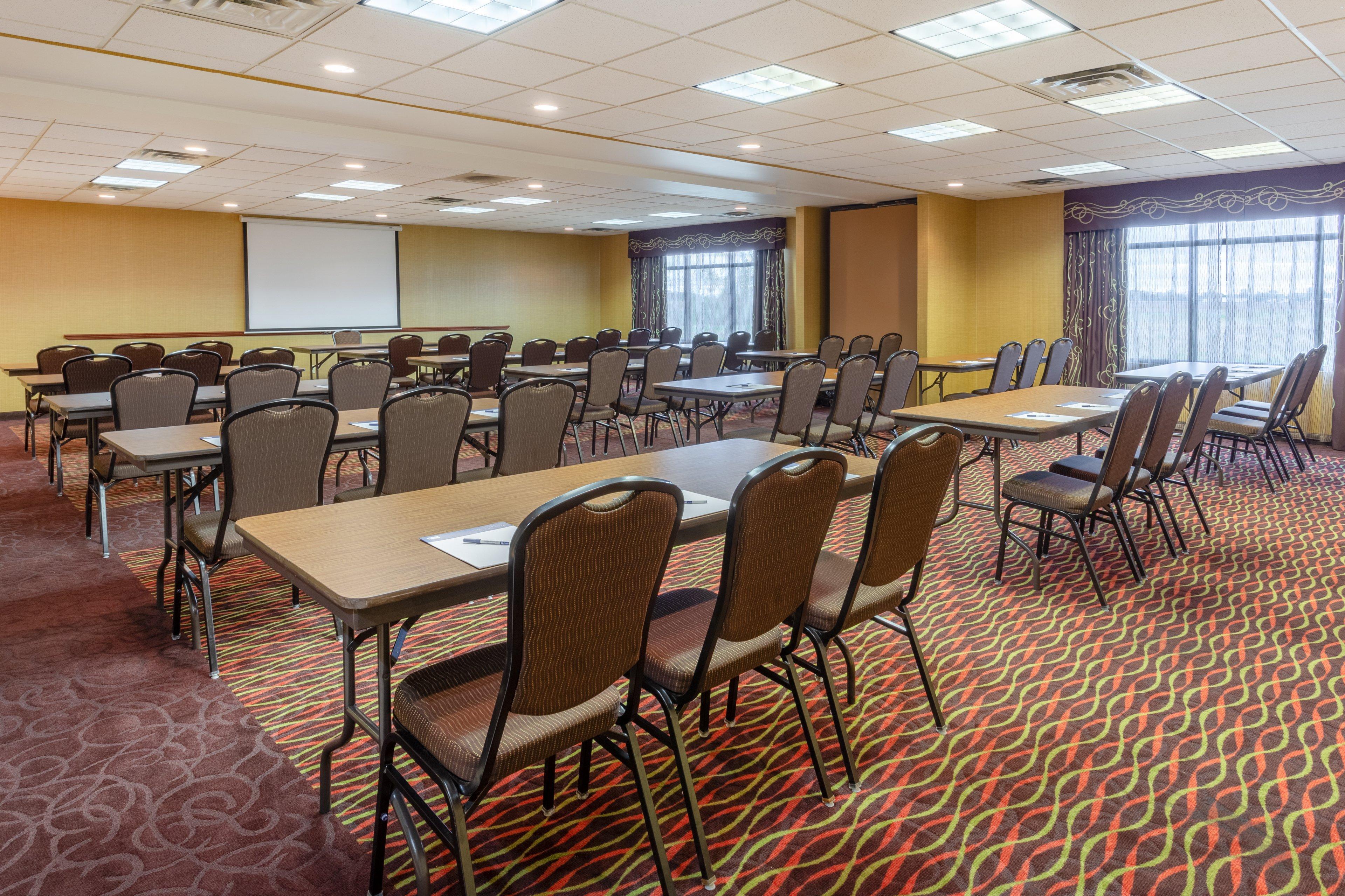 Holiday Inn Express Hotel & Suites Bowling Green By Ihg Esterno foto