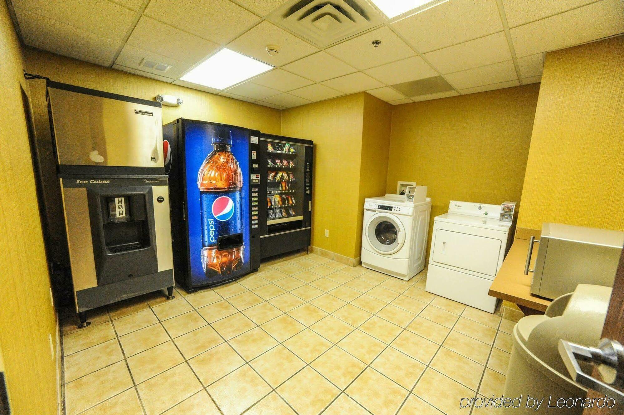 Holiday Inn Express Hotel & Suites Bowling Green By Ihg Esterno foto
